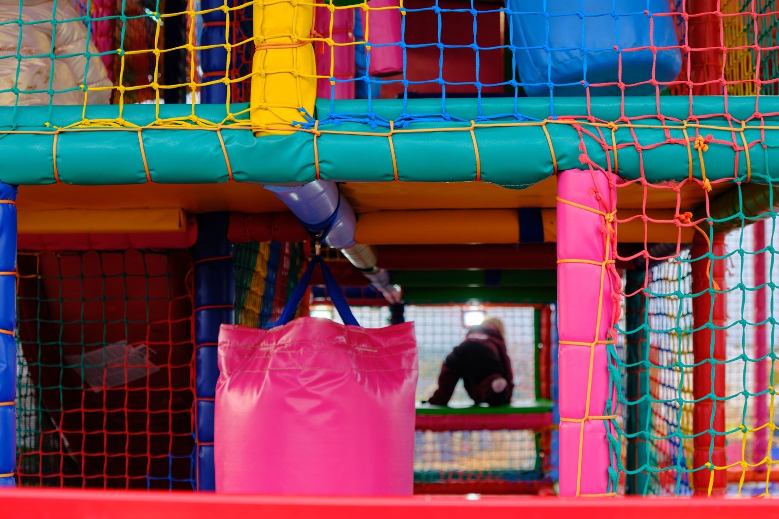 childrens-play-barn-climbing-frame